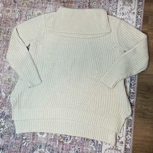 Larry Levine Cream Sweater with Zippers